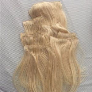 Irresistible Me 613 Platinum Blonde 18” Extensions